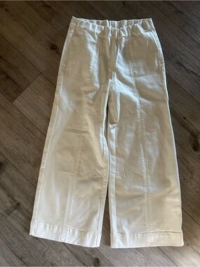 Women’s White Cropped Wide-Leg Jeans size Small